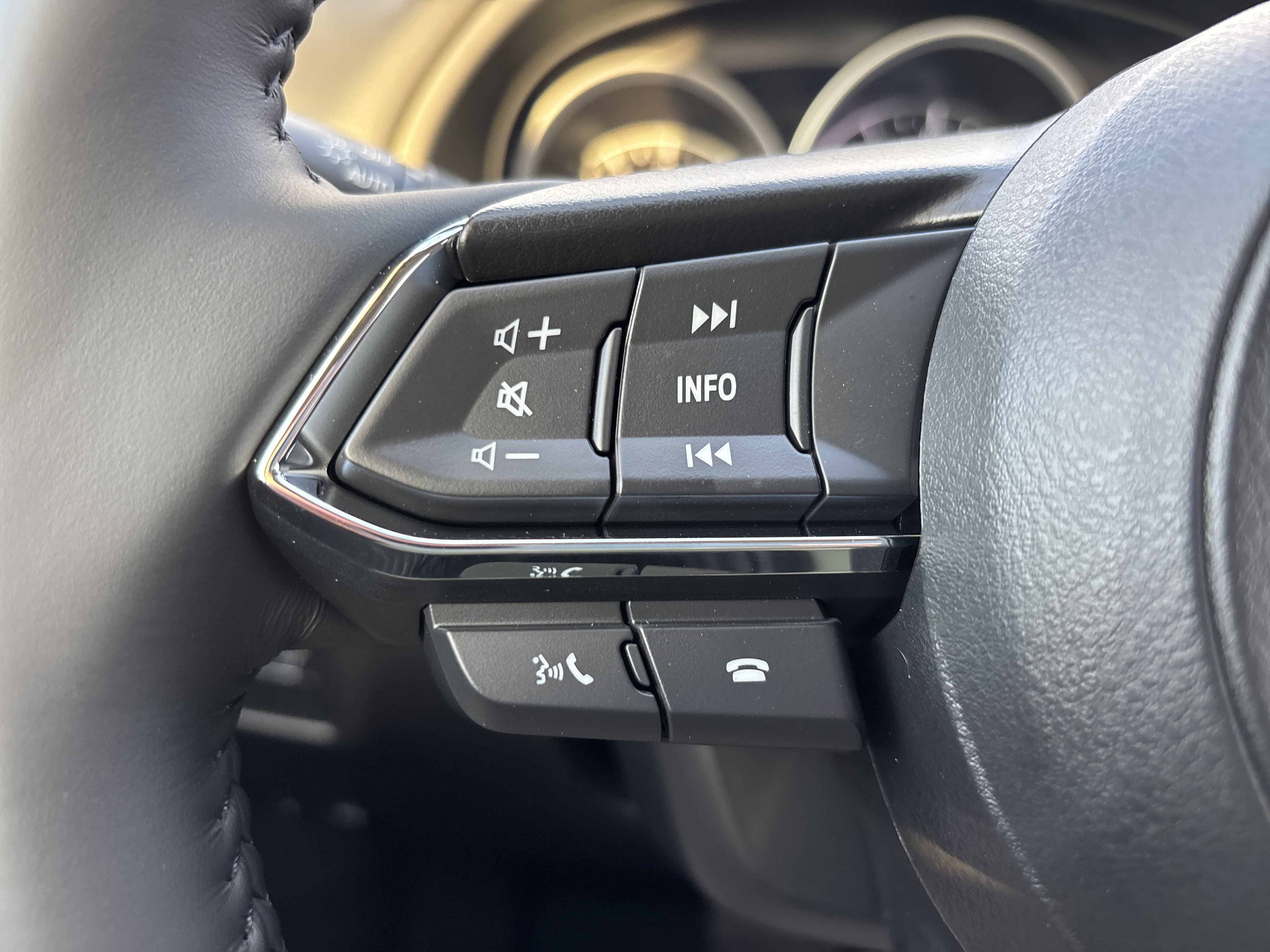 New 2025 MAZDA CX-5 AWD 2.5 S w/ Preferred Package image 25