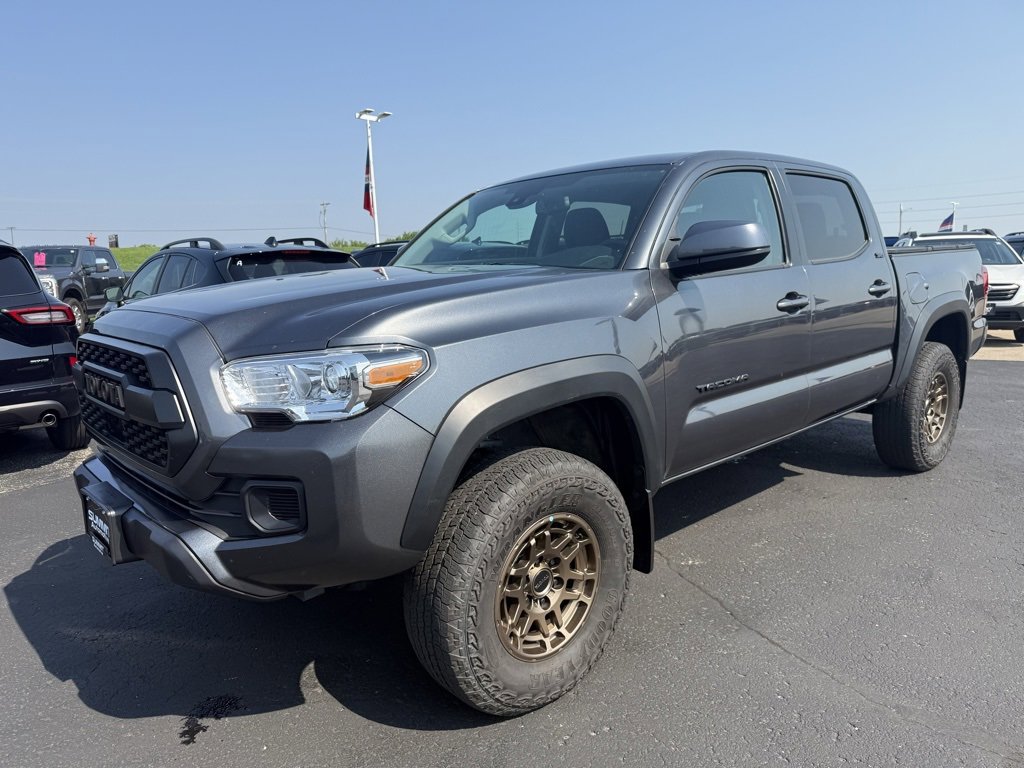 Used 2023 Toyota Tacoma 4x4 Double Cab image 6