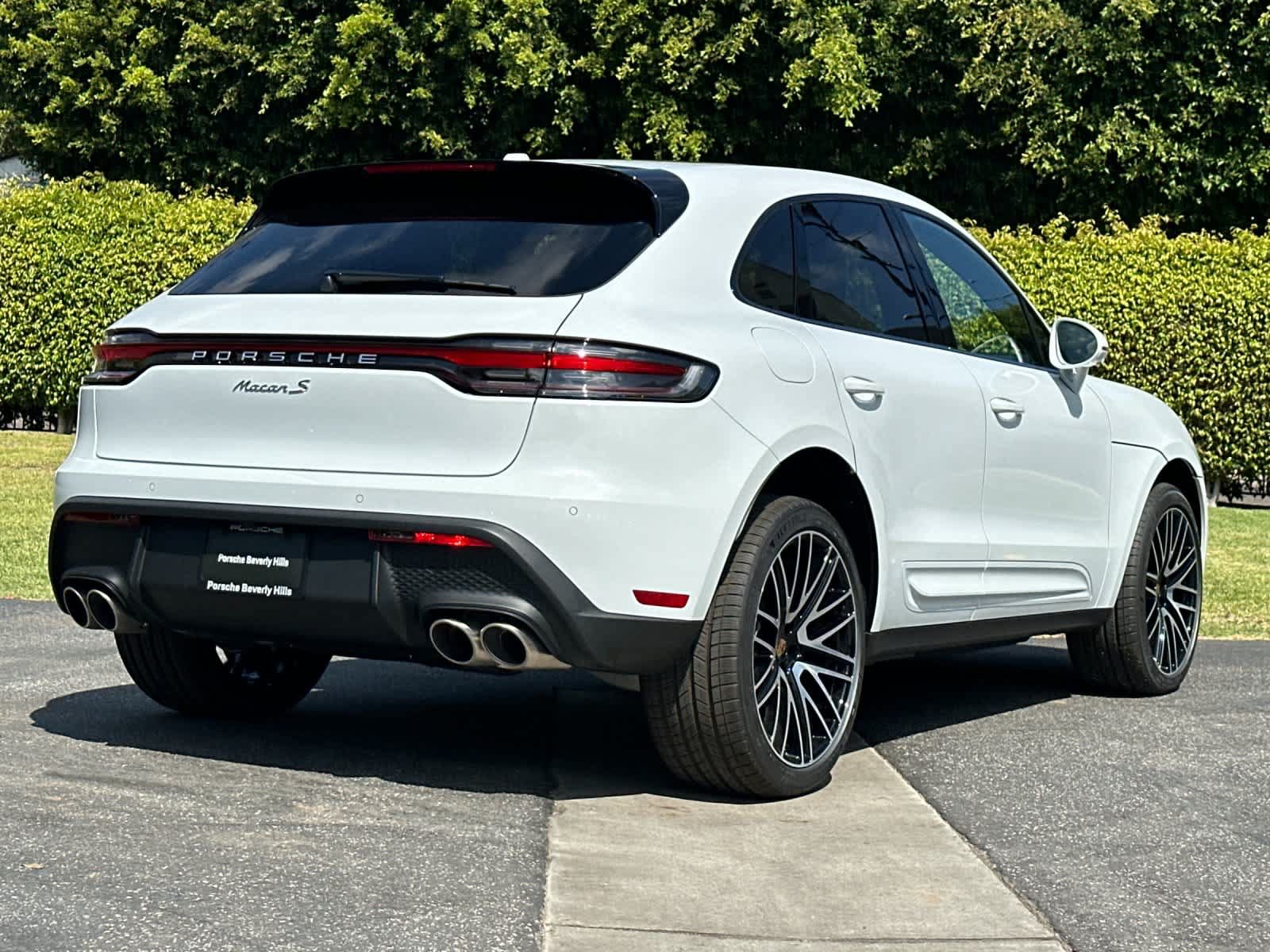 New 2026 Porsche Macan S AWD/4WD image 8