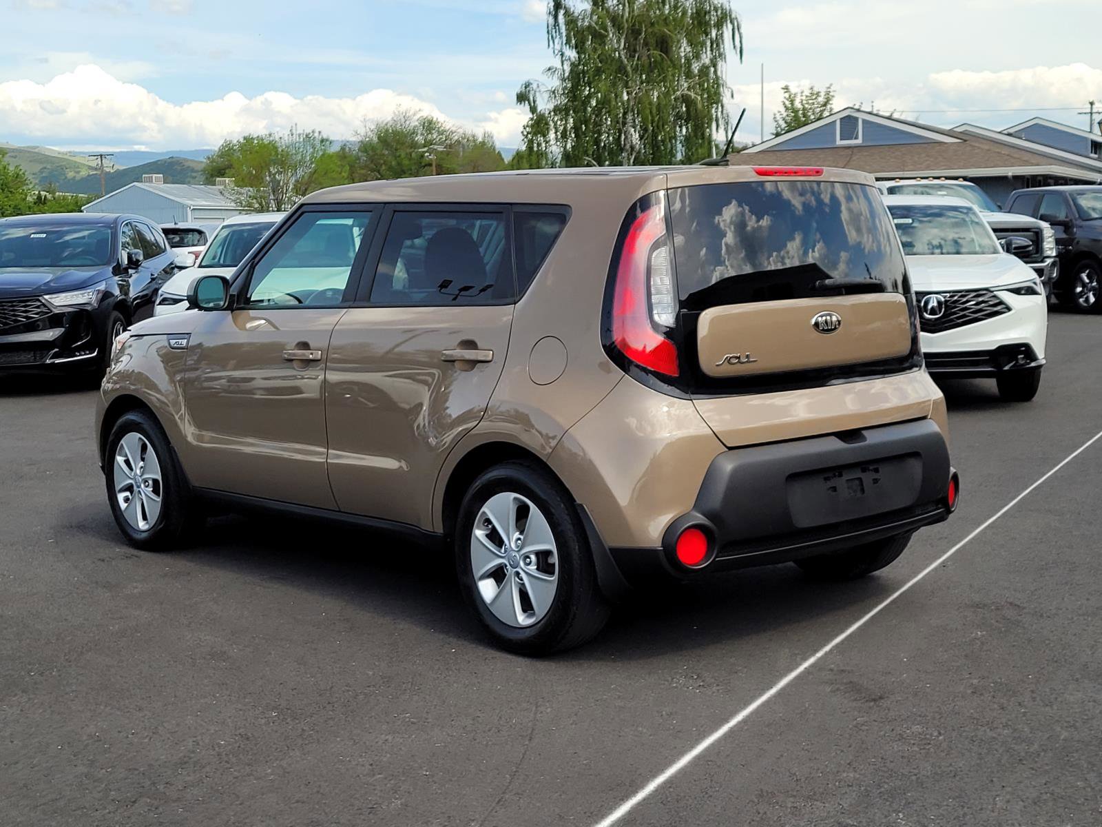 Used 2015 Kia Soul FWD image 7