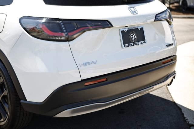 Used 2025 Honda HR-V Sport image 7