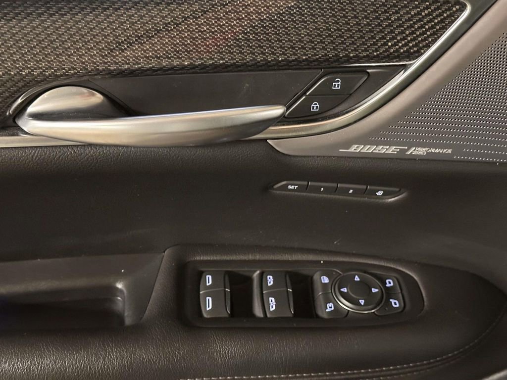 Used 2023 Cadillac XT5 Sportv w/ Technology Package image 13