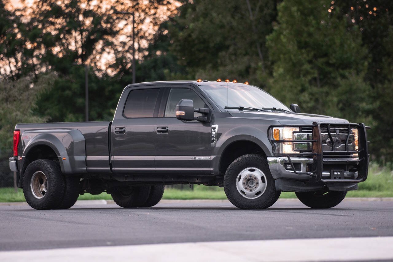 Used 2017 Ford F350 Lariat w/ FX4 Off-Road Package AWD/4WD image 3