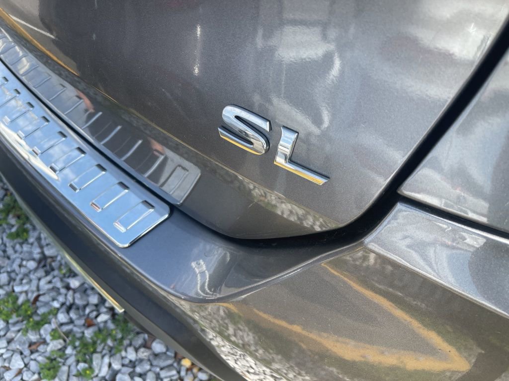 Used 2017 Nissan Rogue SL w/ SL Premium Package image 5