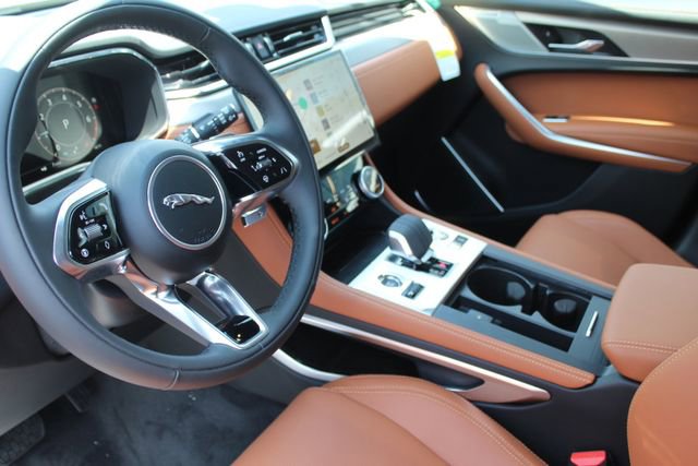 New 2026 Jaguar F-PACE R-Dynamic S image 13