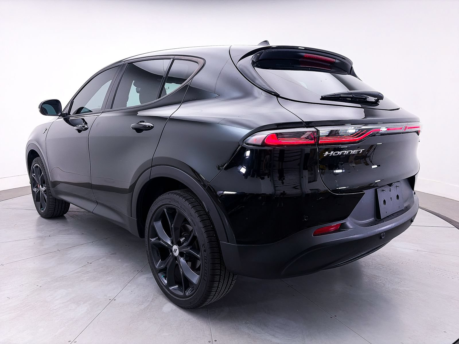 Used 2023 Dodge Hornet GT w/ Track Pack AWD/4WD image 9
