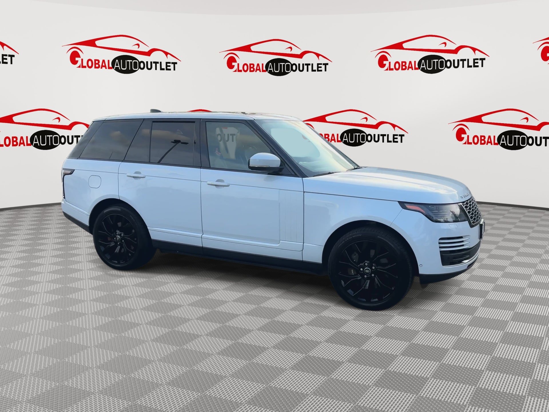 Used 2019 Land Rover Range Rover HSE AWD/4WD image 2
