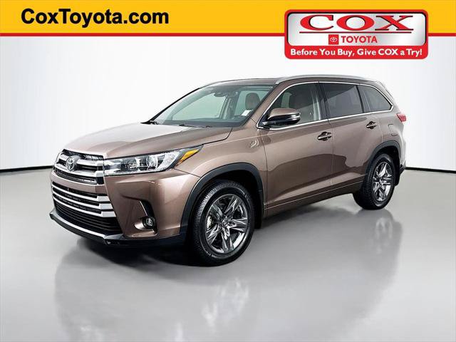 Certified 2019 Toyota Highlander Limited Platinum AWD/4WD image 1