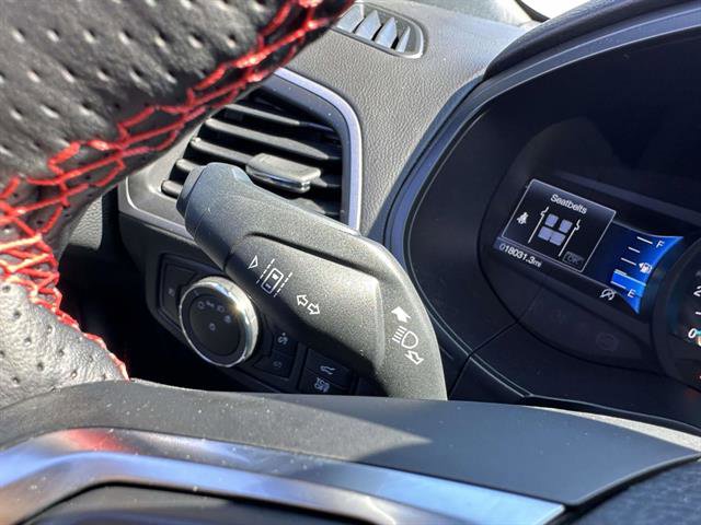 Used 2023 Ford Edge ST-Line image 15