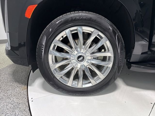 Used 2023 Cadillac Escalade ESV Premium Luxury RWD image 9