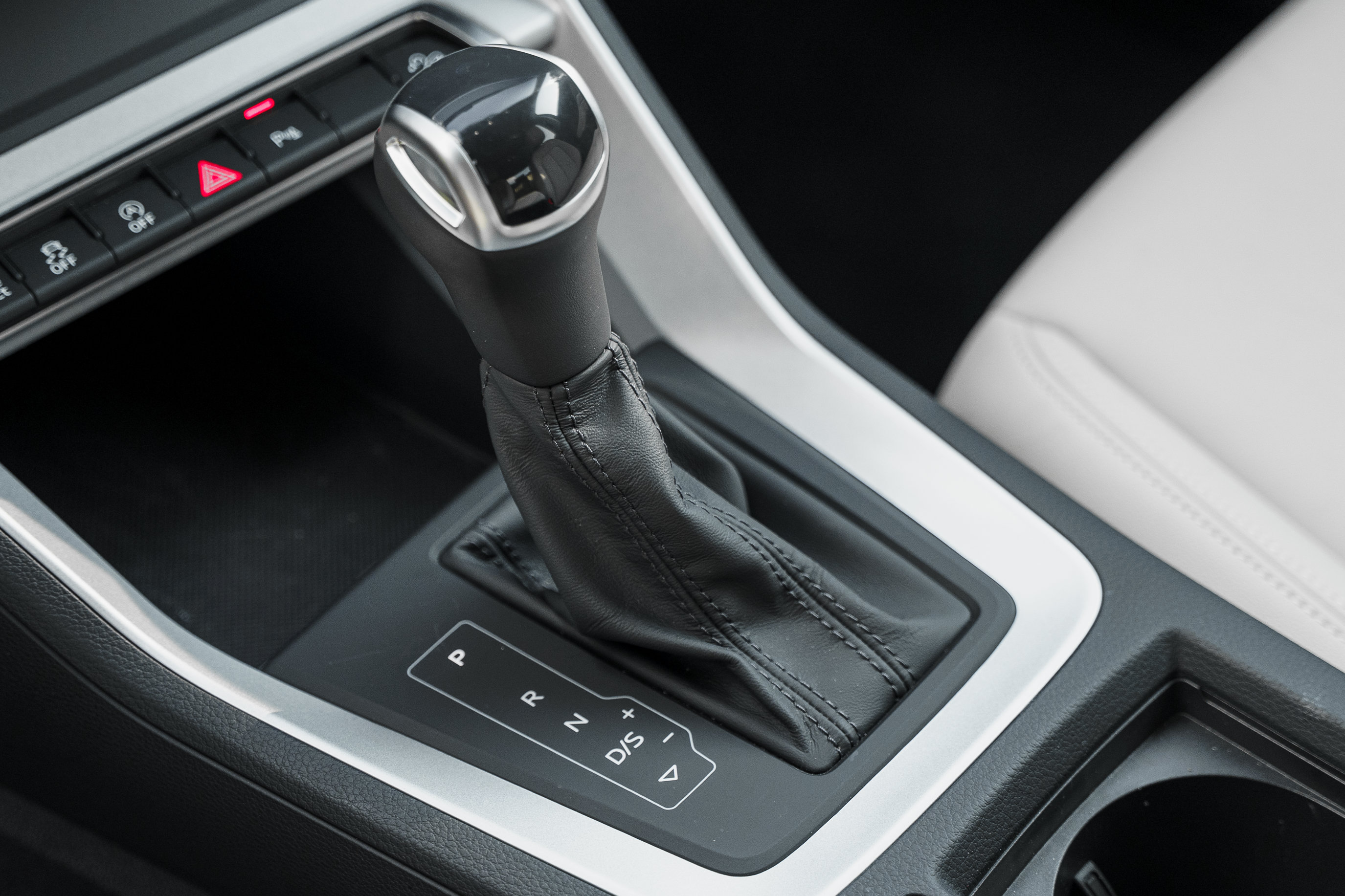 Certified 2024 Audi Q3 2.0T Premium AWD/4WD image 11