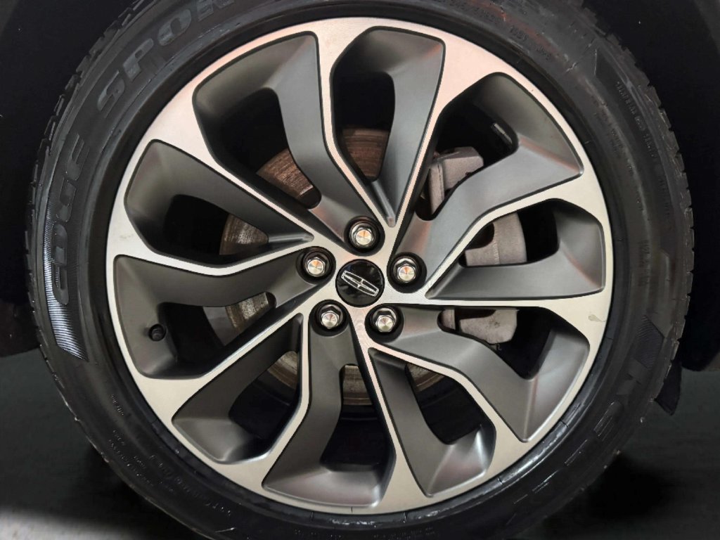 Certified 2023 Lincoln Nautilus Reserve AWD/4WD image 29