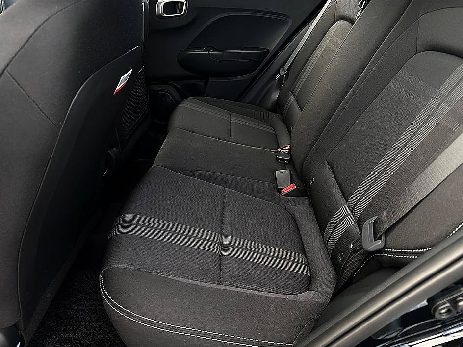 New 2026 Hyundai Venue SEL FWD image 8