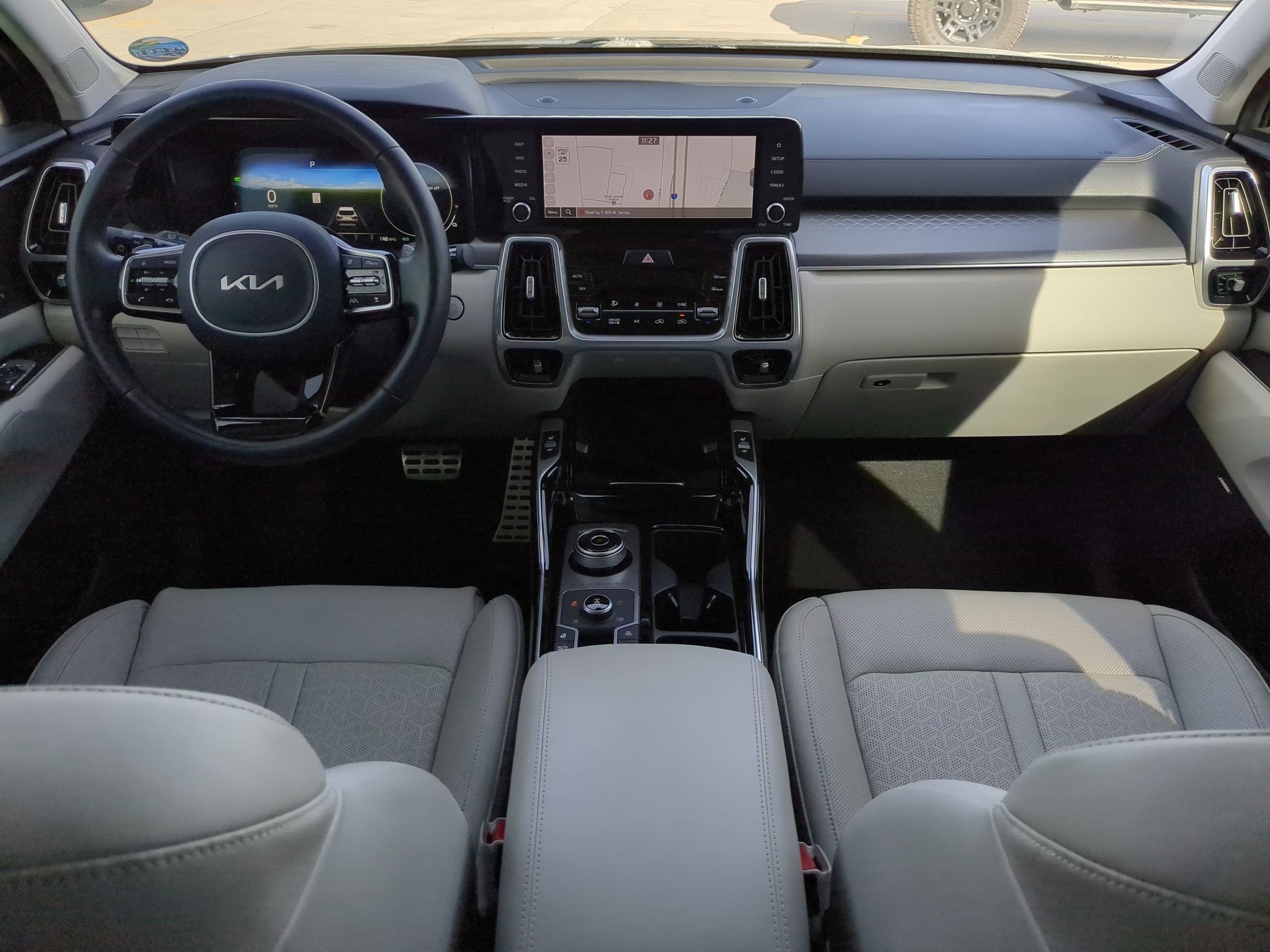 Certified 2024 Kia Sorento SX Prestige image 26