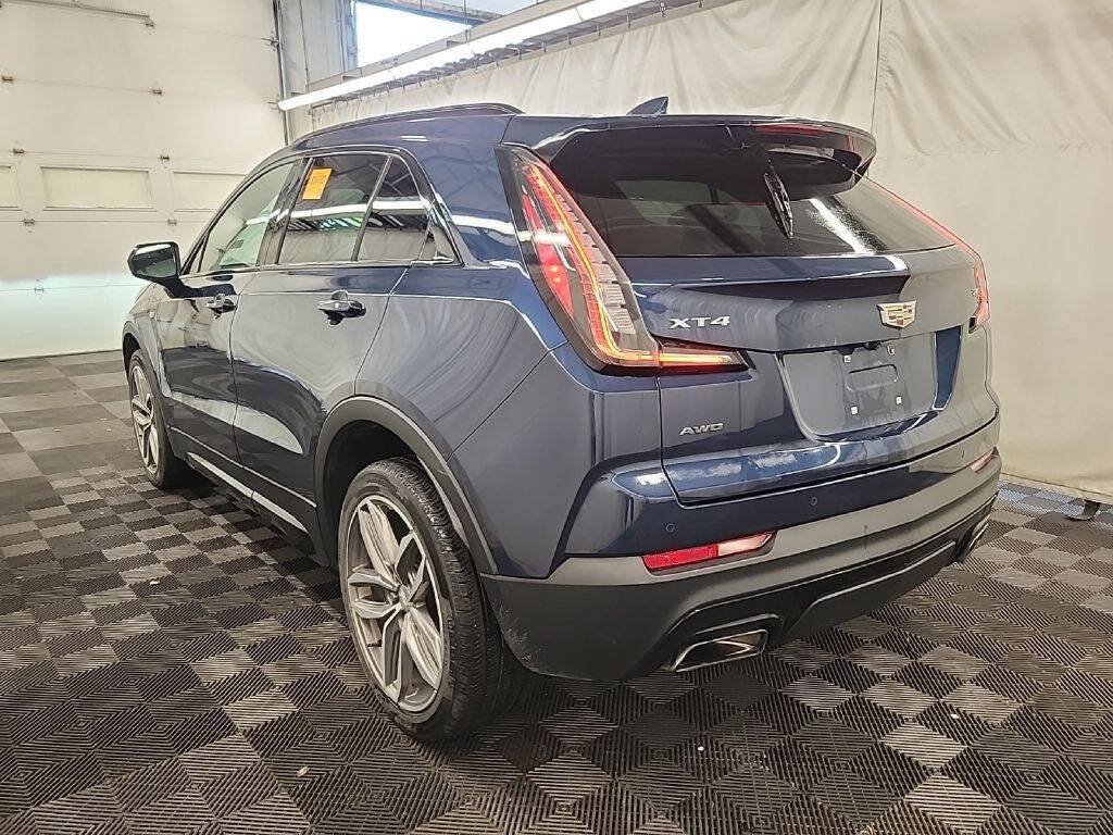 Used 2019 Cadillac XT4 Sport AWD/4WD image 2