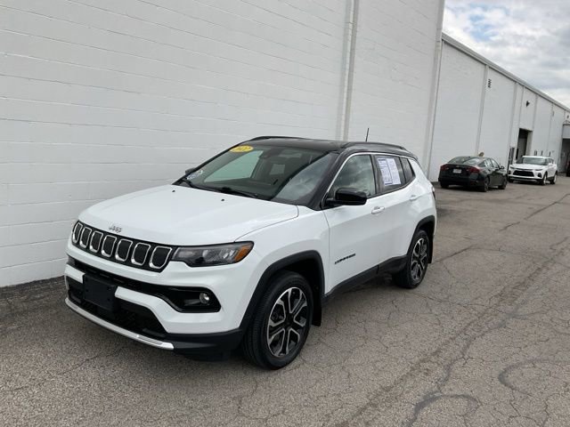 Used 2022 Jeep Compass Limited image 29