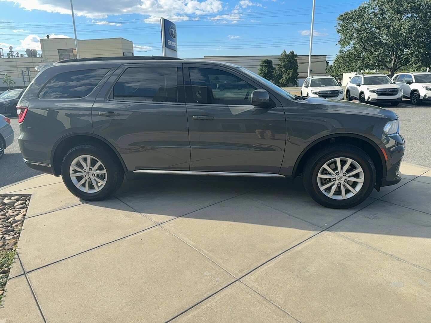 Used 2021 Dodge Durango SXT AWD/4WD image 5