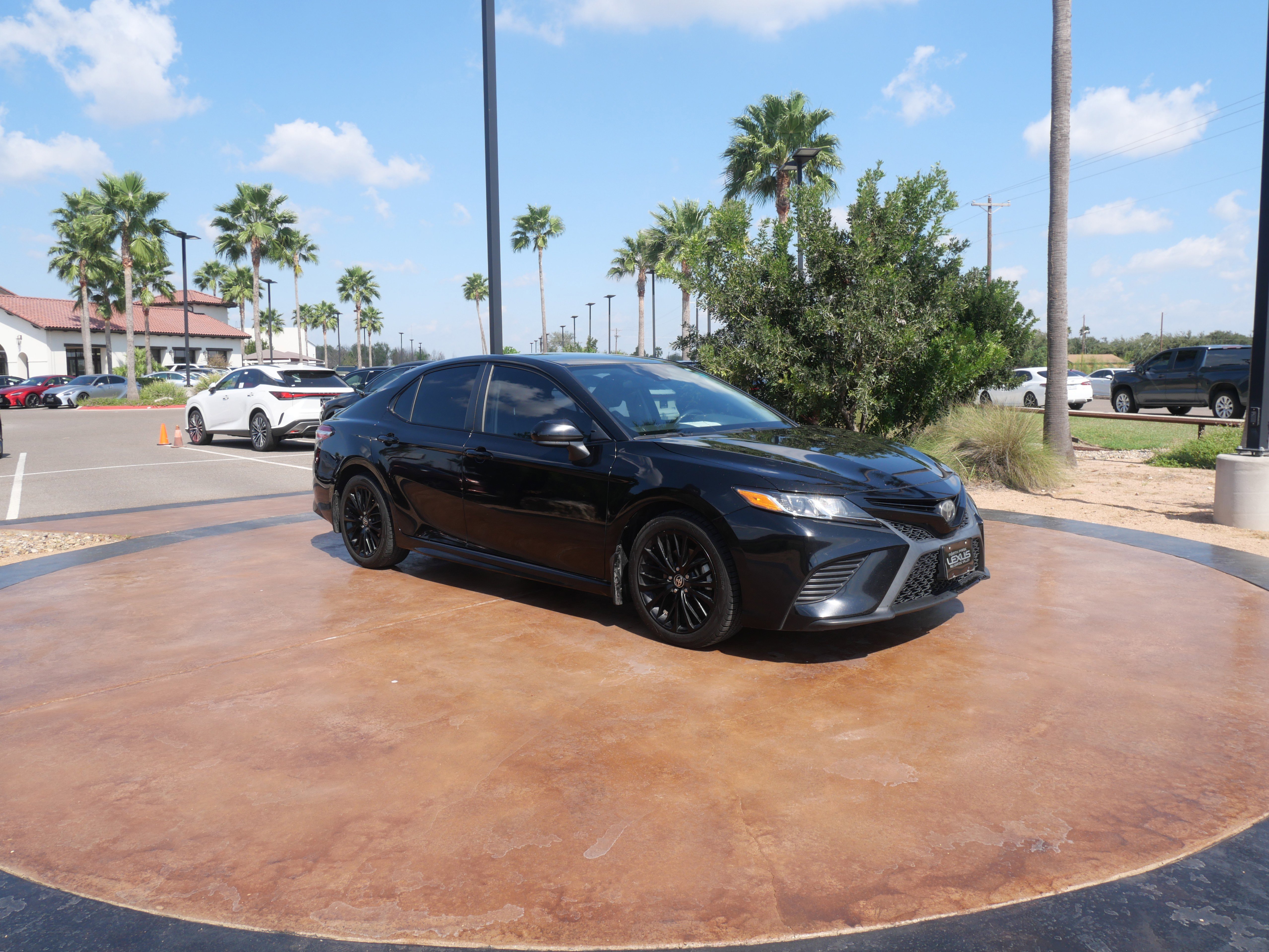 Used 2020 Toyota Camry SE
