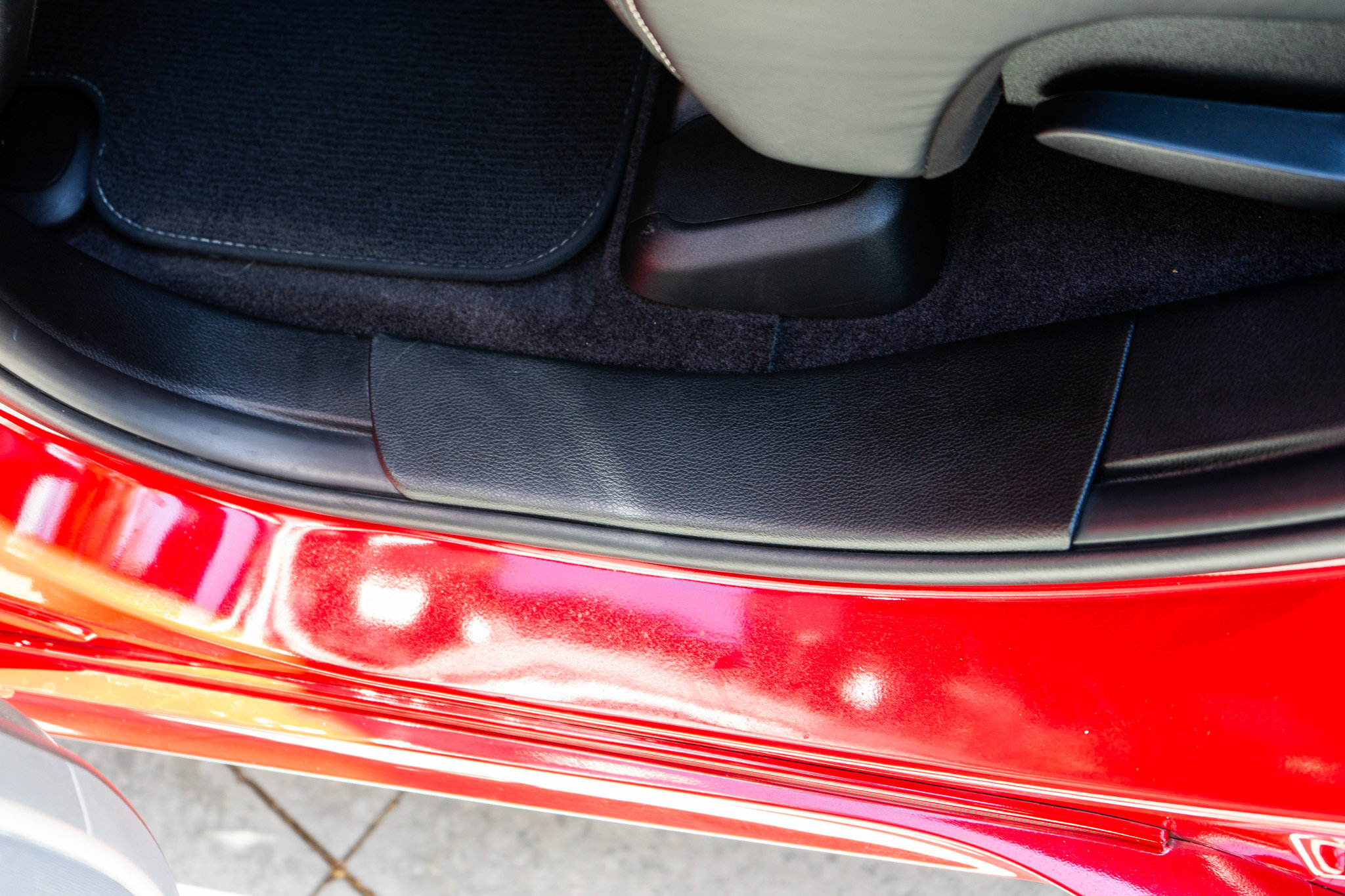 Used 2018 Jeep Grand Cherokee Trackhawk image 33