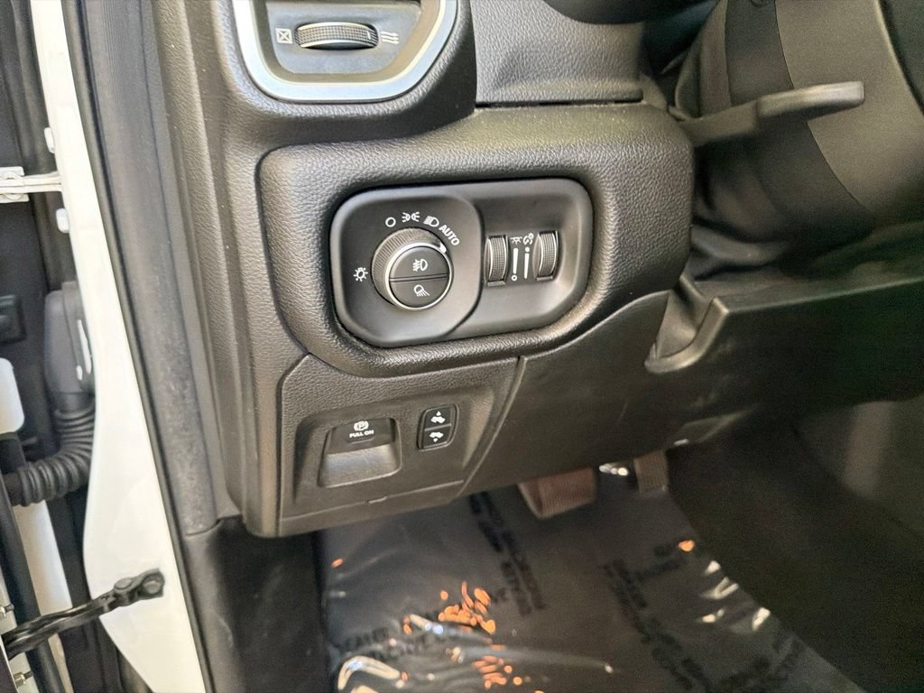 Used 2019 RAM 1500 Big Horn RWD image 43