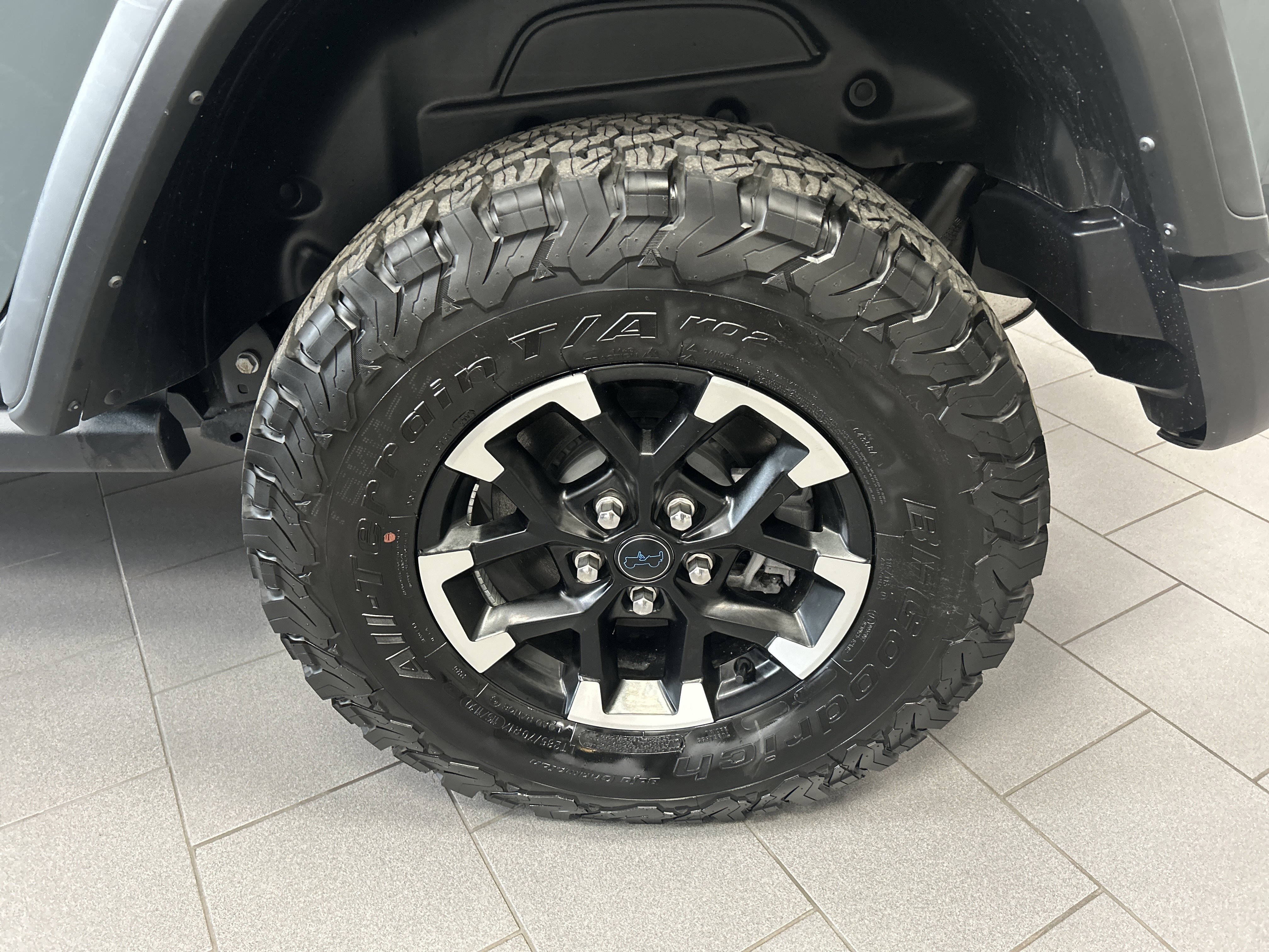 New 2024 Jeep Wrangler Unlimited Rubicon 4xe w/ Convenience Group image 5