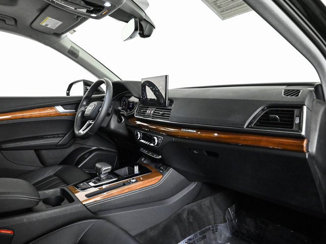 Certified 2023 Audi Q5 2.0T Premium Plus w/ Premium Plus Package image 23
