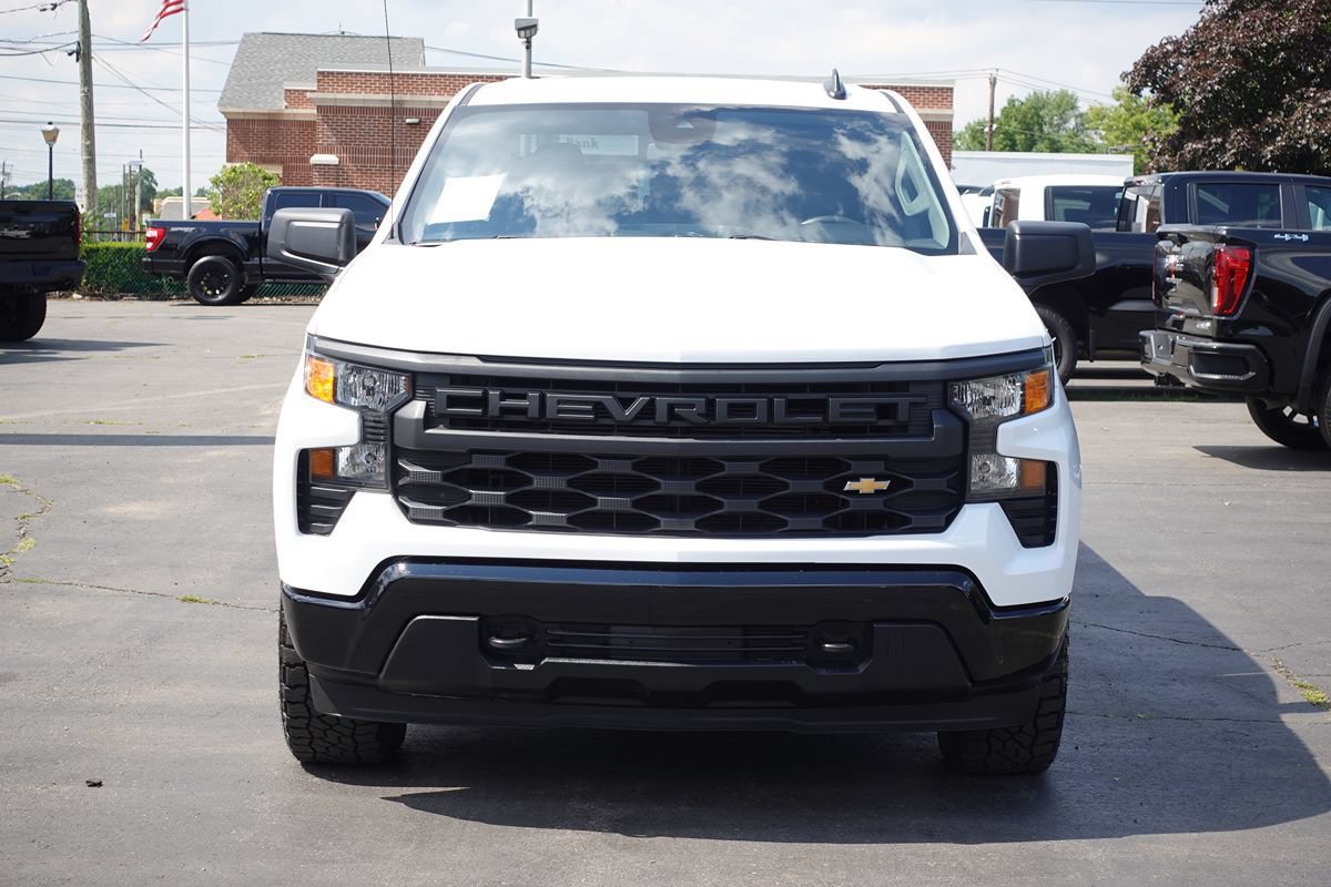 Used 2024 Chevrolet Silverado 1500 W/T w/ WT Value Package AWD/4WD image 5
