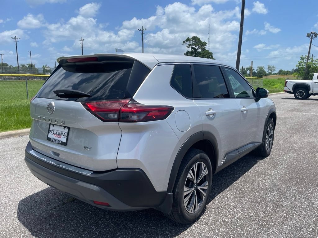 Used 2023 Nissan Rogue SV FWD image 8