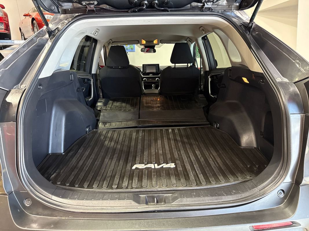 Used 2021 Toyota RAV4 LE AWD/4WD image 68