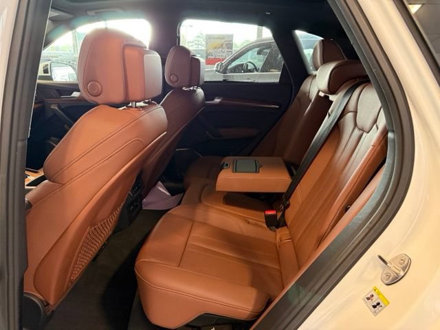Used 2021 Audi Q5 e Premium Plus AWD/4WD image 21