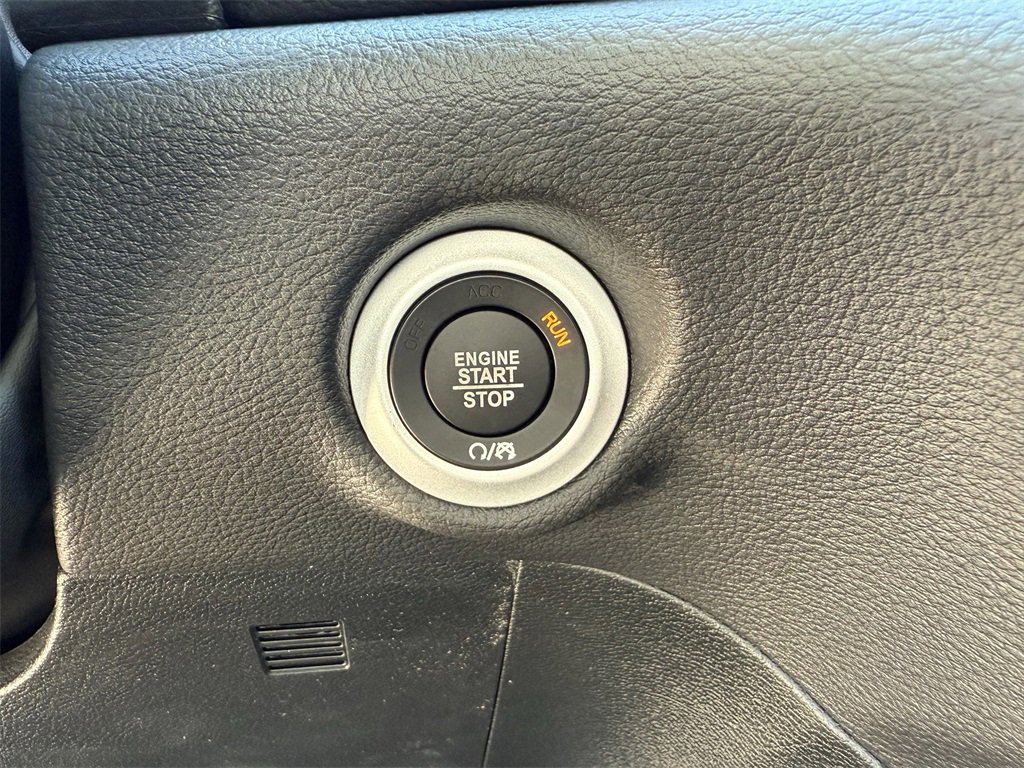 New 2026 Chrysler Pacifica Limited image 20