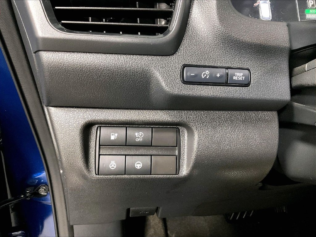 Certified 2025 Nissan Leaf SV Plus FWD image 25