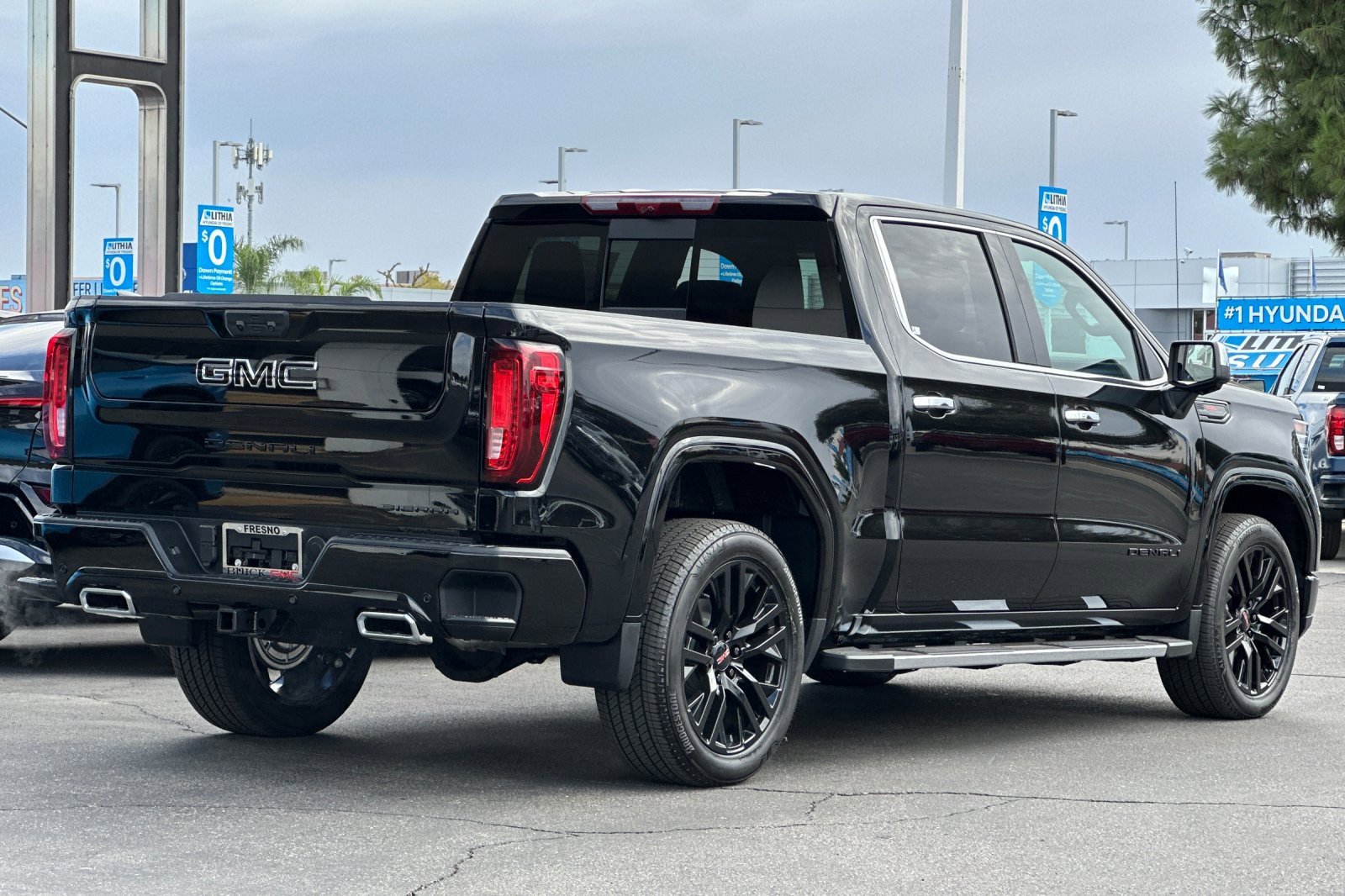 New 2026 GMC Sierra 1500 Denali w/ Technology Package image 5