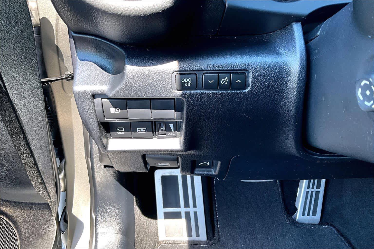 Used 2023 Lexus IS 500 w/ Accessory Package 2 RWD image 34