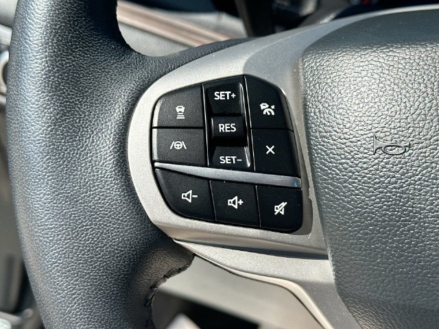 Used 2023 Ford Explorer Limited w/ Equipment Group 301A AWD/4WD image 45
