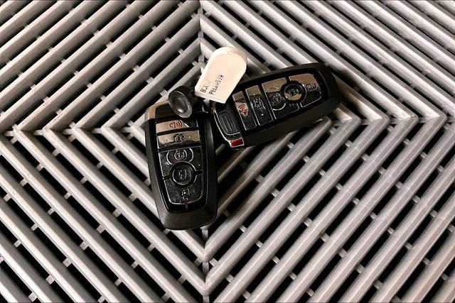 Used 2023 Lincoln Navigator L Reserve image 10