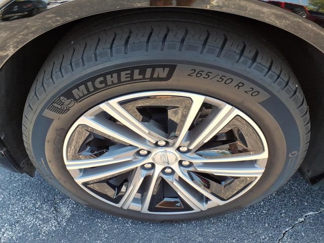 Used 2023 Cadillac Lyriq 2WD image 12