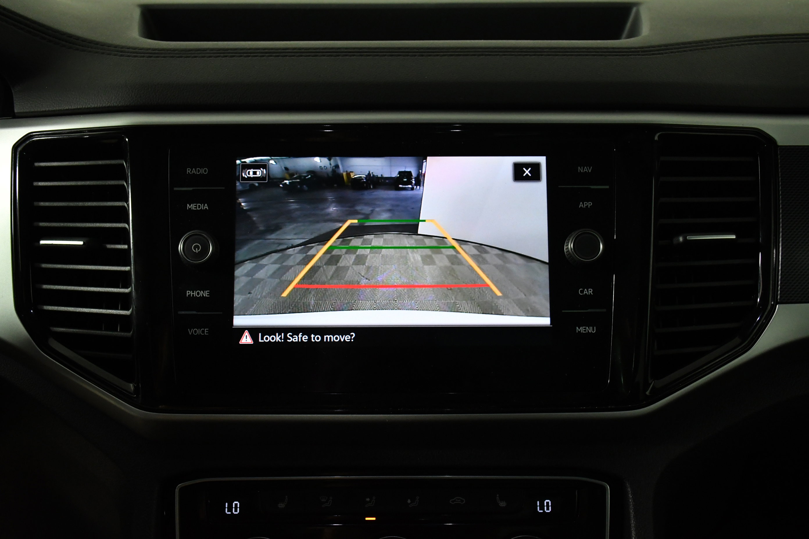 Used 2023 Volkswagen Atlas Cross Sport SEL image 16