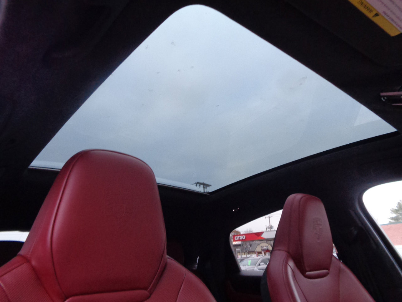 Used 2021 Porsche Cayenne Turbo w/ Performance Package (PG2) AWD/4WD image 9