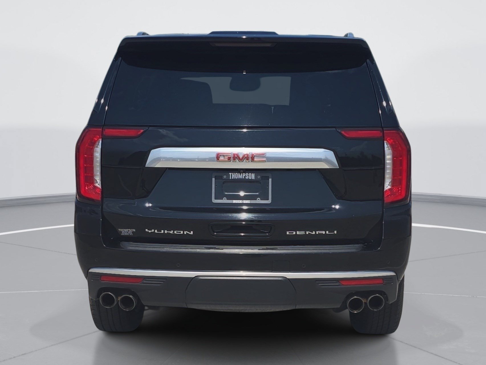 Used 2024 GMC Yukon Denali AWD/4WD image 4