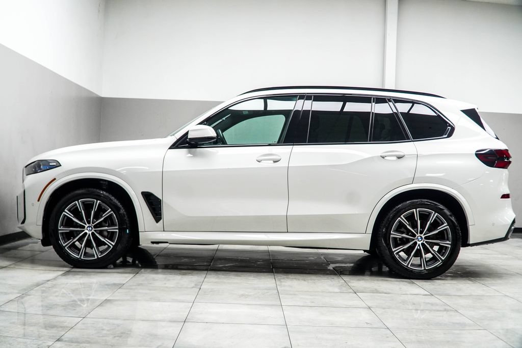 Used 2026 BMW X5 xDrive40i AWD/4WD image 14