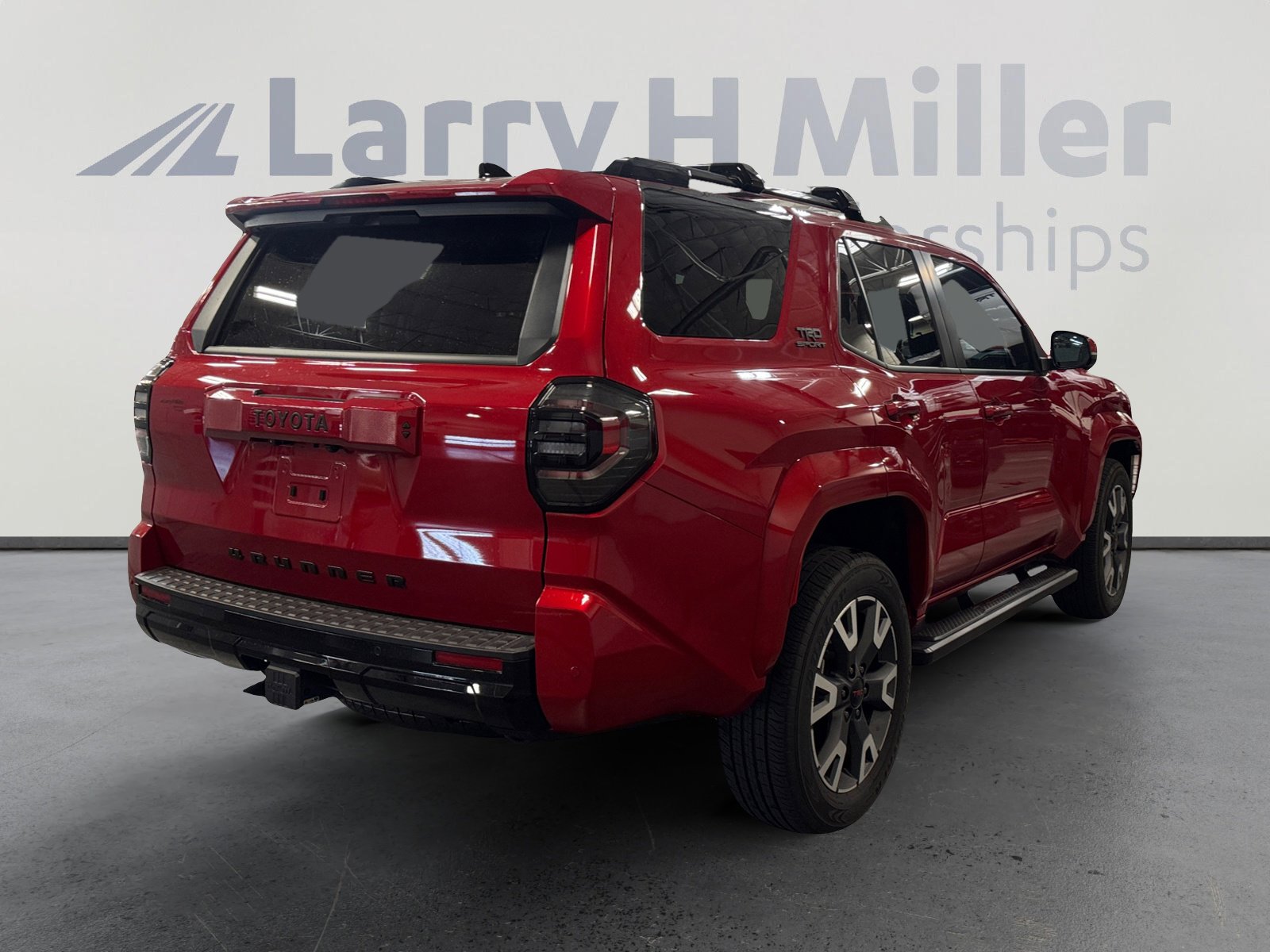 Certified 2025 Toyota 4Runner TRD Sport Premium w/ Tow Technology Package AWD/4WD image 5