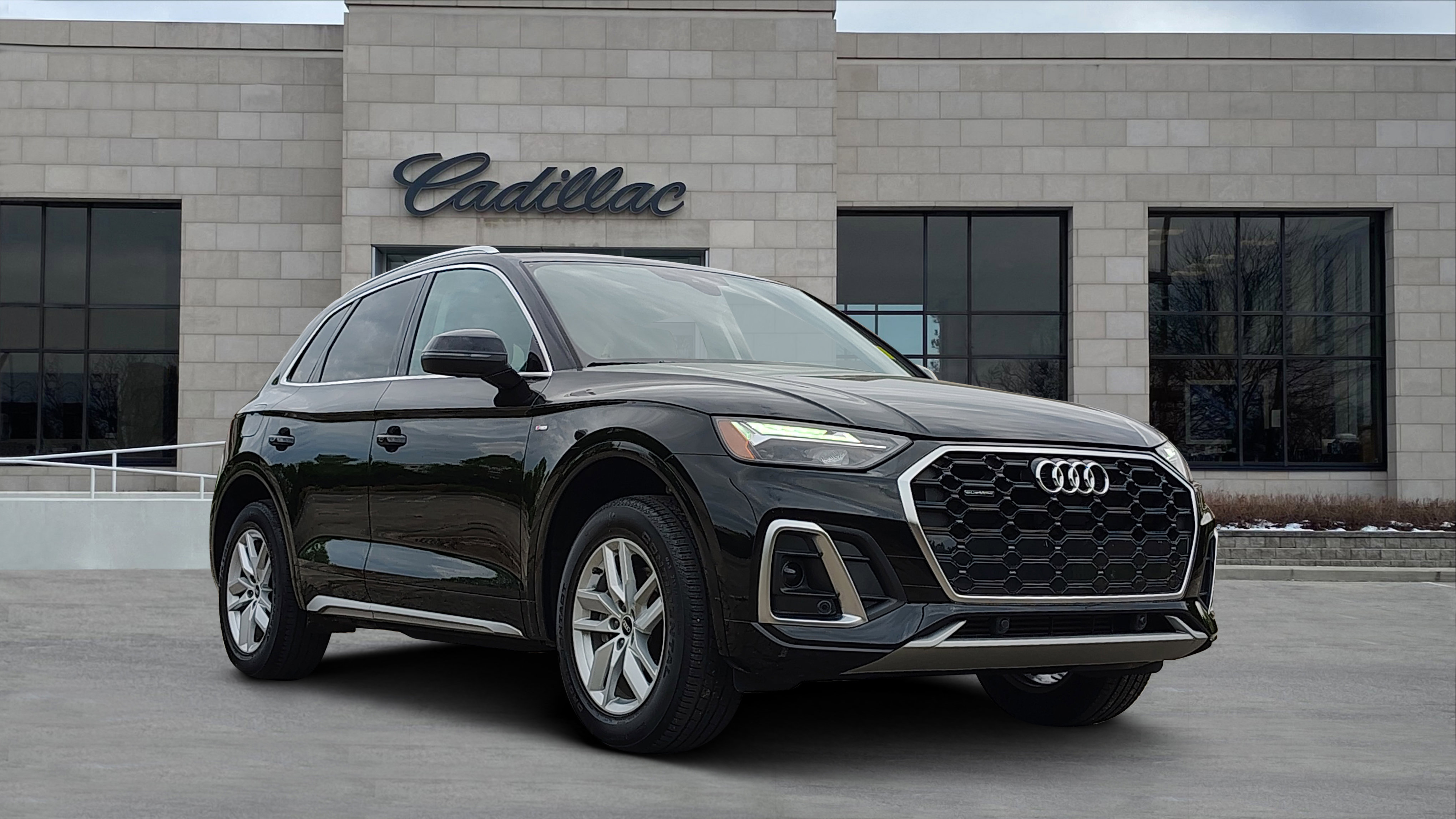 Used 2022 Audi Q5 2.0T Premium w/ Convenience Package