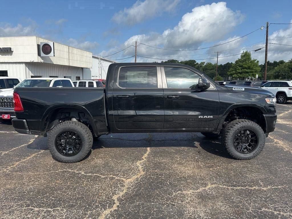 Used 2025 RAM 1500 Lone Star image 9