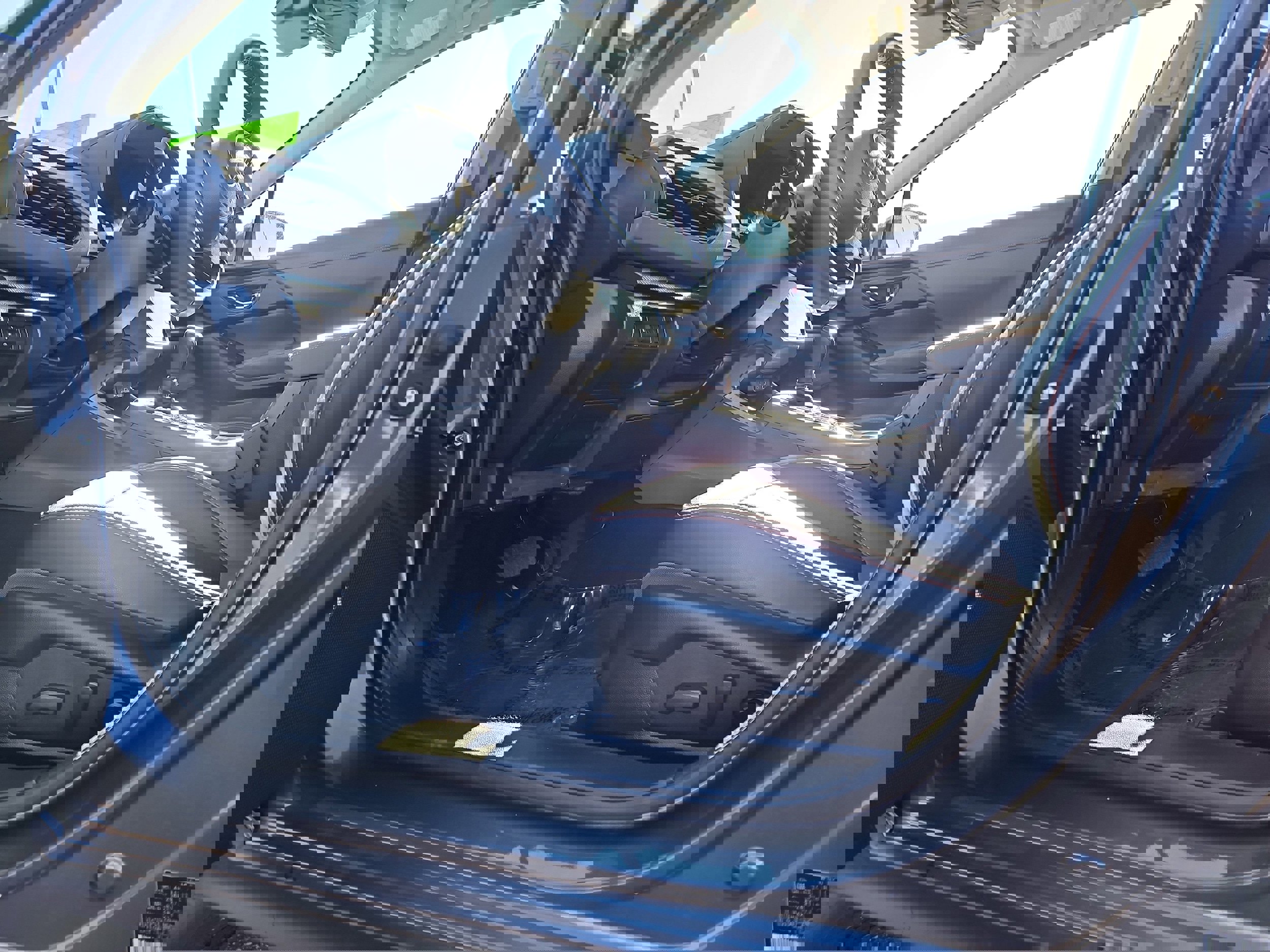 Certified 2025 Subaru Crosstrek 2.5i Limited w/ Popular Package #3A image 9