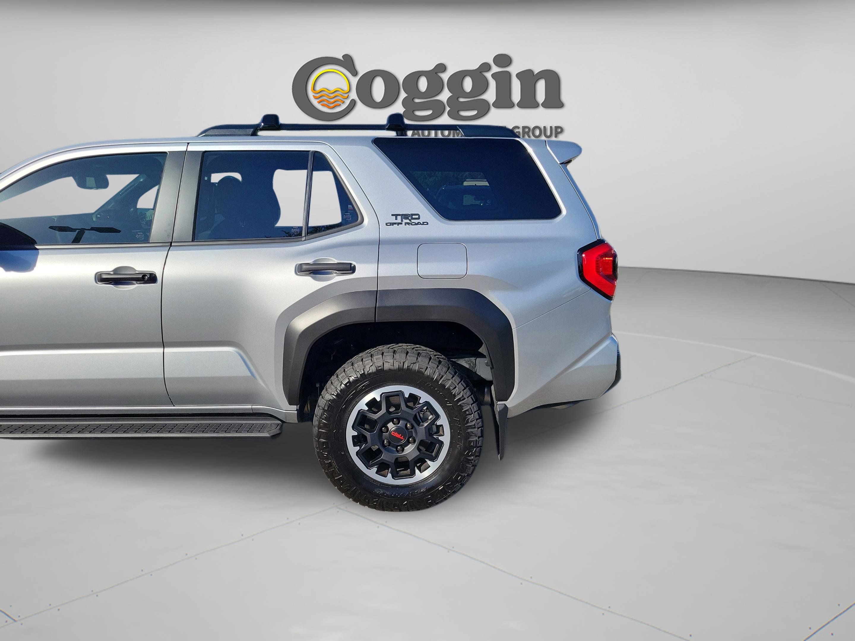 Certified 2025 Toyota 4Runner TRD Off-Road Premium AWD/4WD image 31