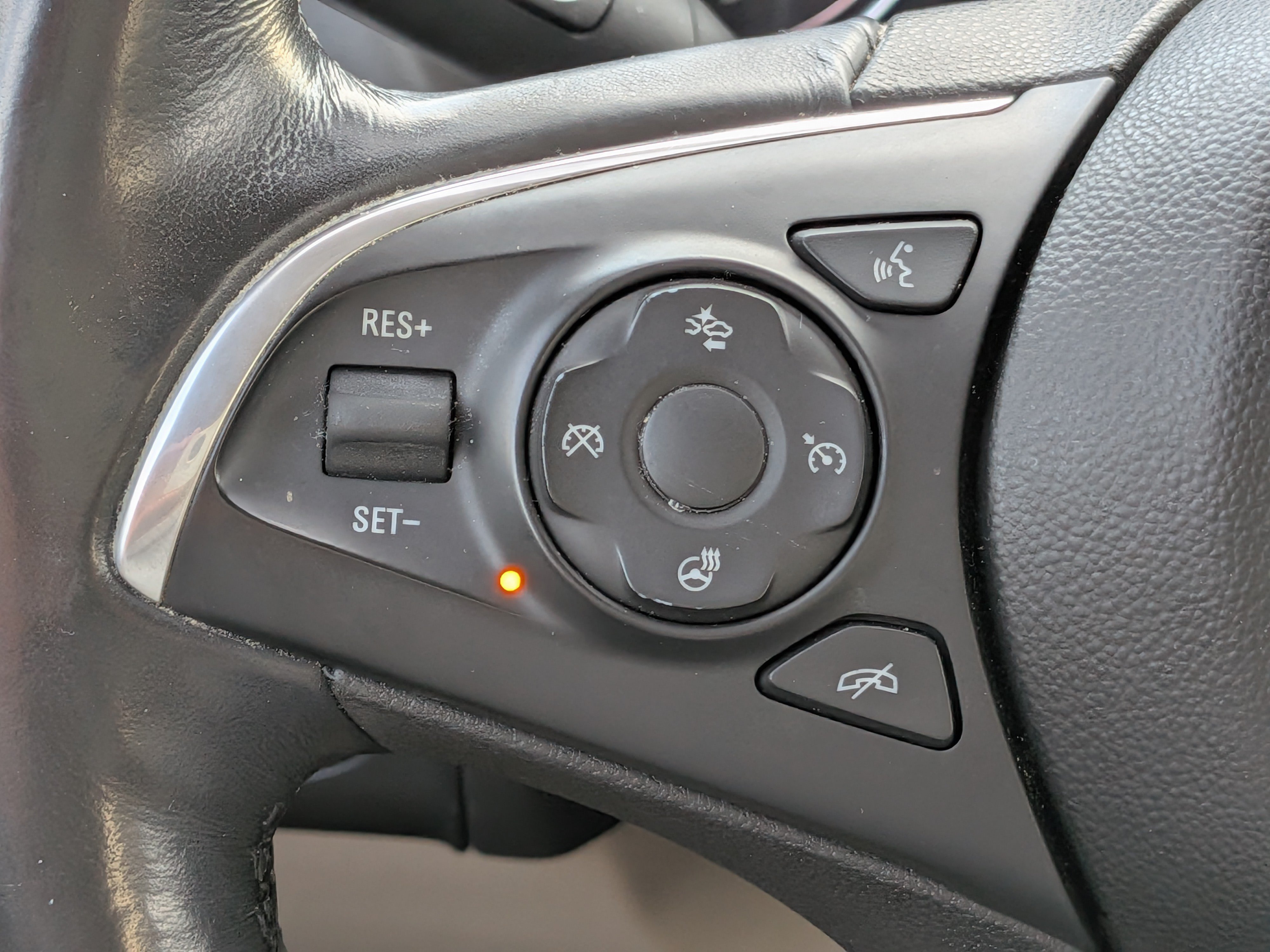 Certified 2019 Buick Enclave Premium FWD image 25