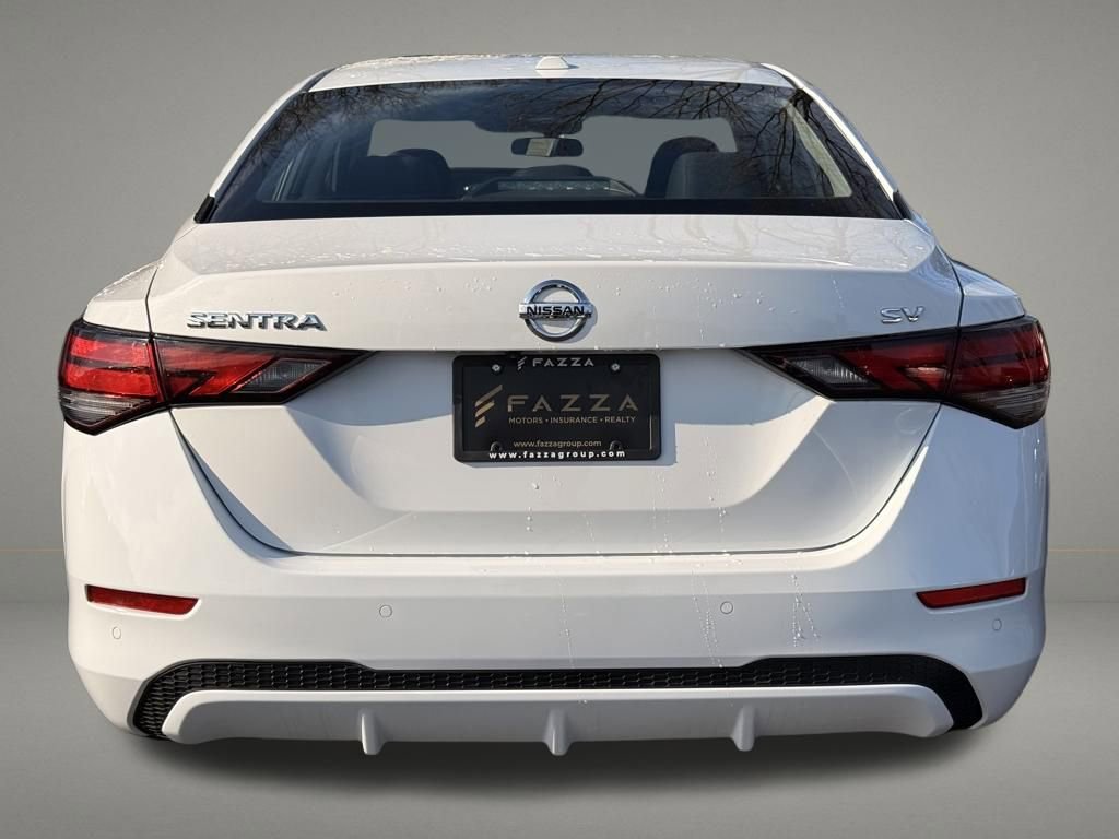 Used 2022 Nissan Sentra SV FWD image 4