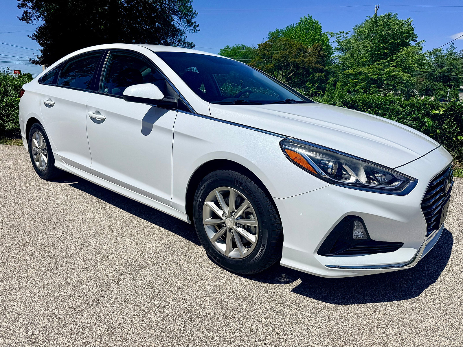 Used 2018 Hyundai Sonata ECO FWD image 2