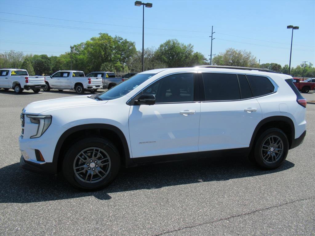 Used 2025 GMC Acadia Elevation image 4